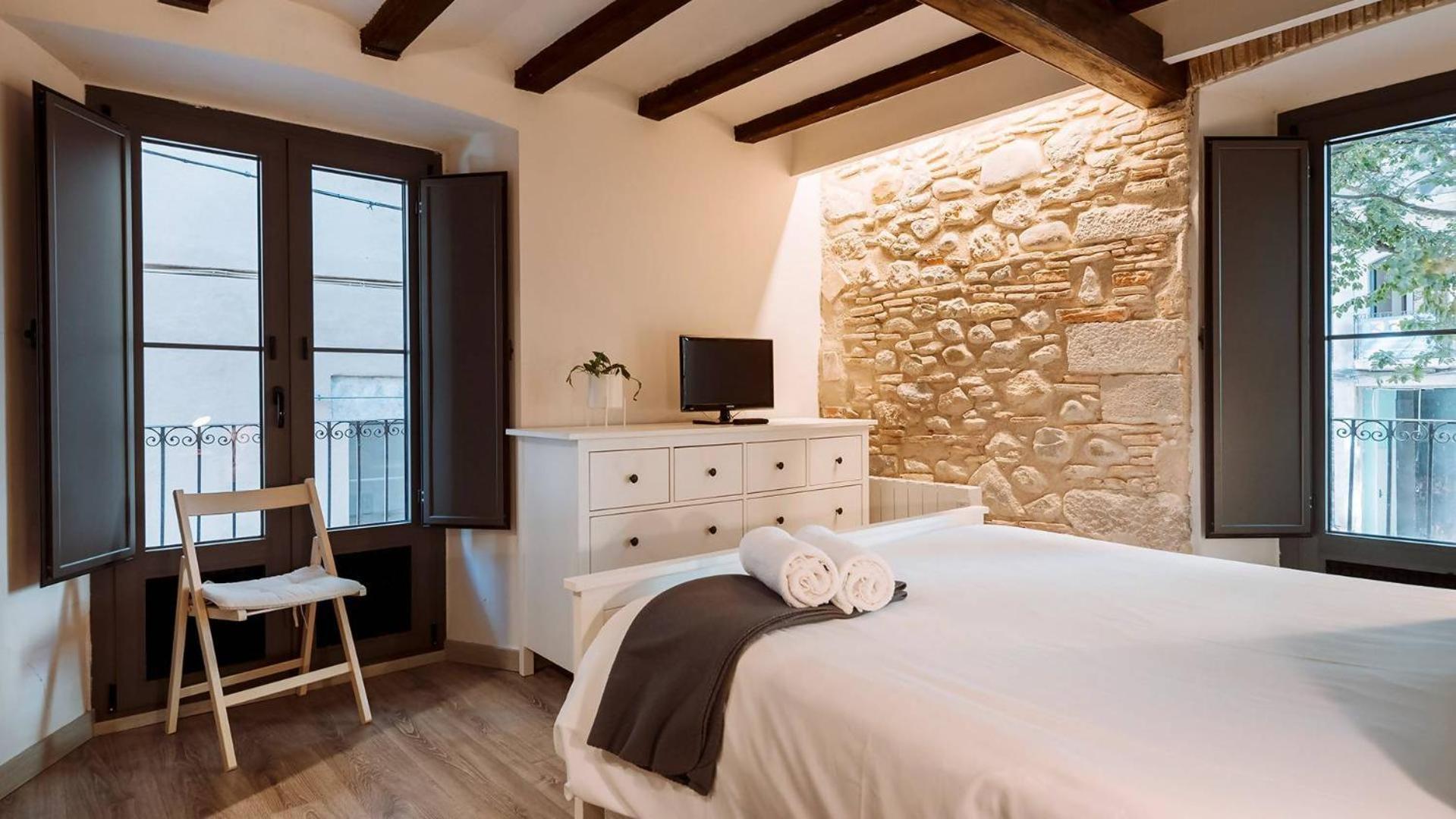 Old Town Duplex With Character Apartment Girona Bagian luar foto