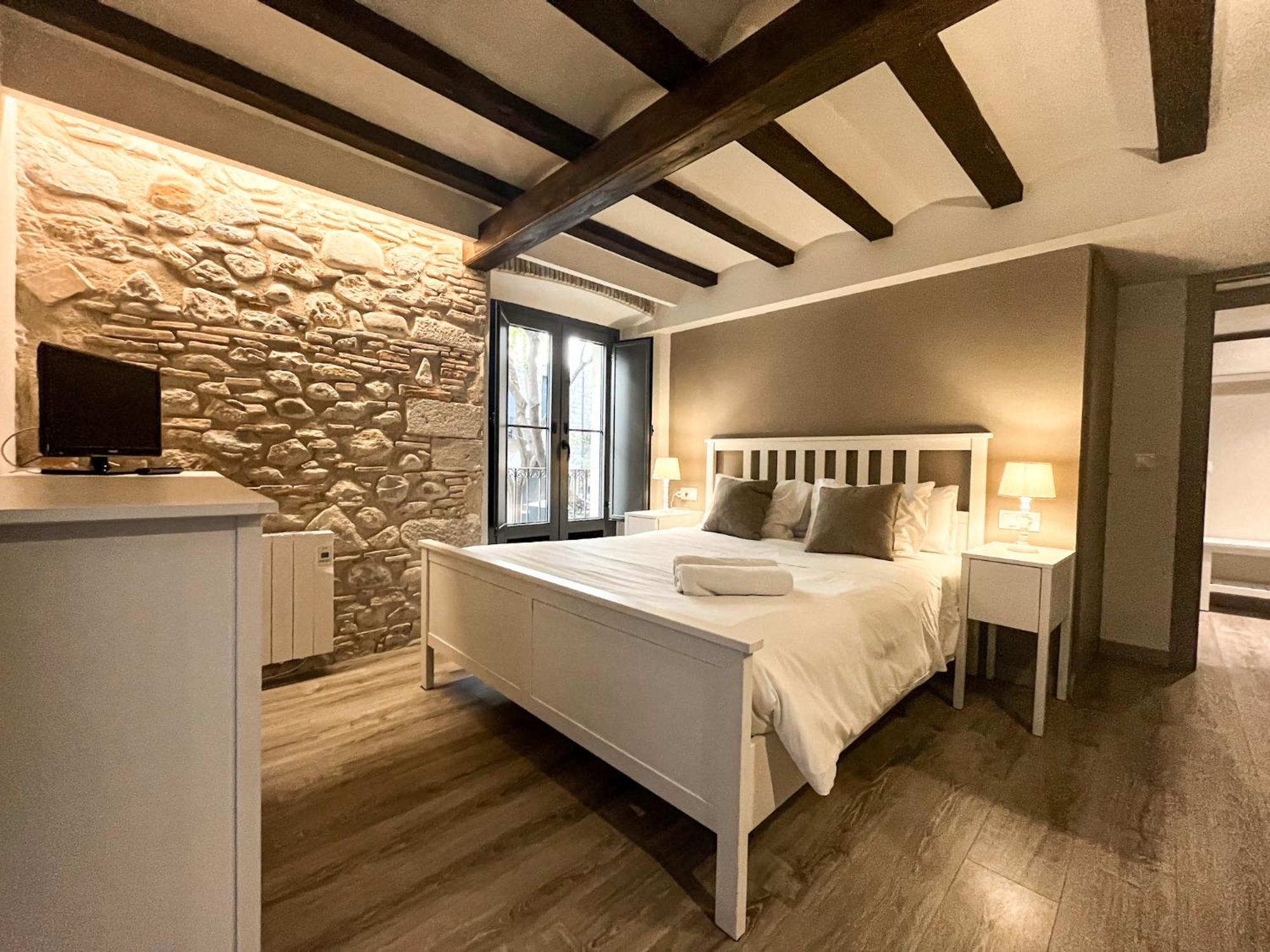 Old Town Duplex With Character Apartment Girona Bagian luar foto