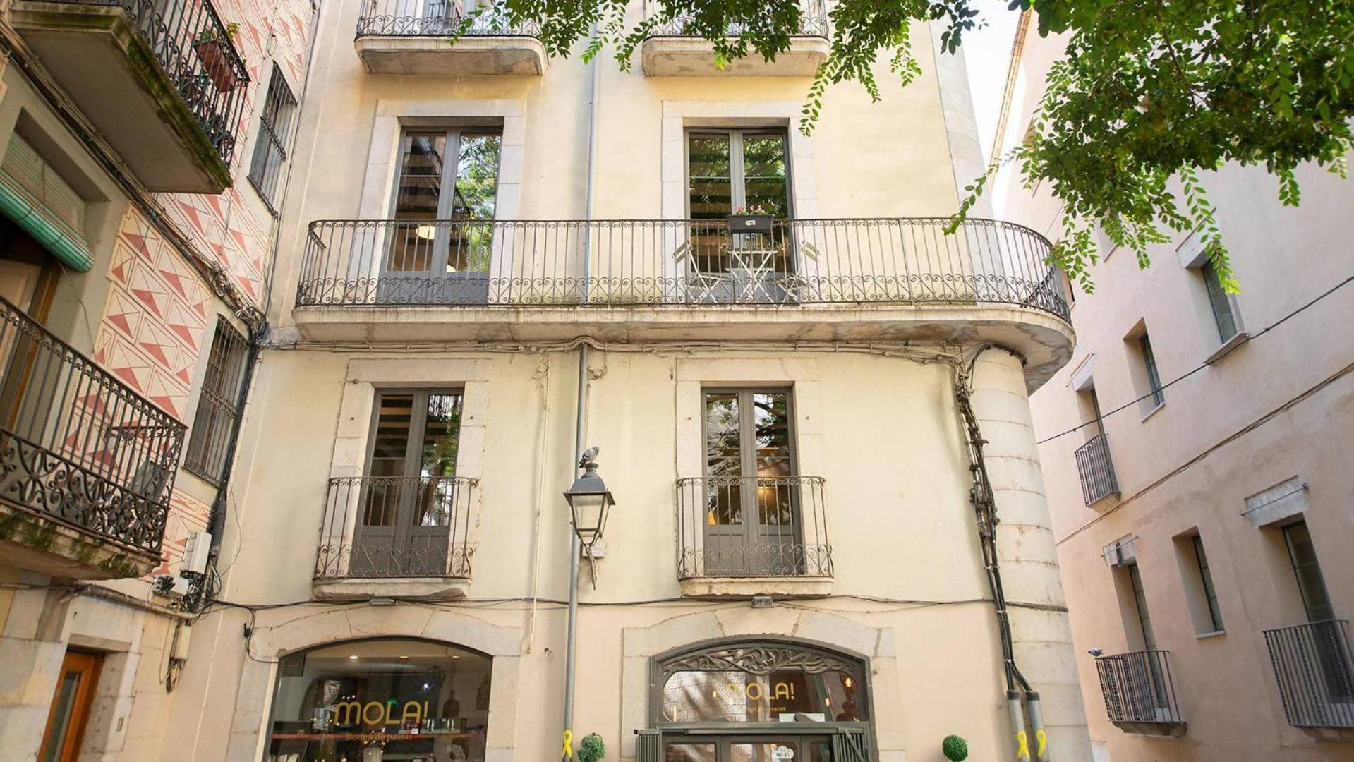 Old Town Duplex With Character Apartment Girona Bagian luar foto