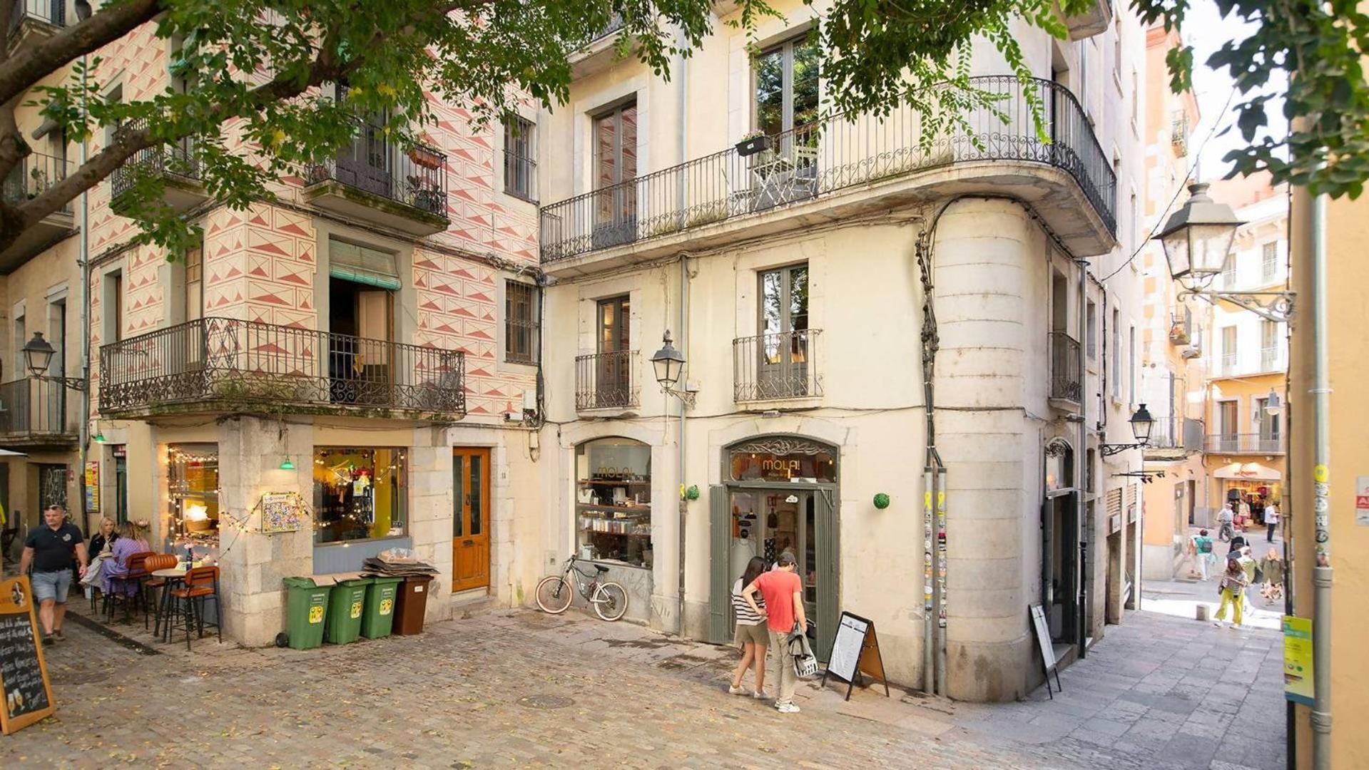 Old Town Duplex With Character Apartment Girona Bagian luar foto