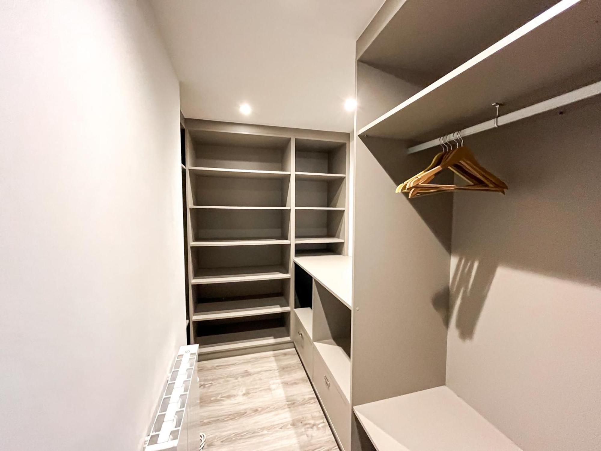 Old Town Duplex With Character Apartment Girona Bagian luar foto