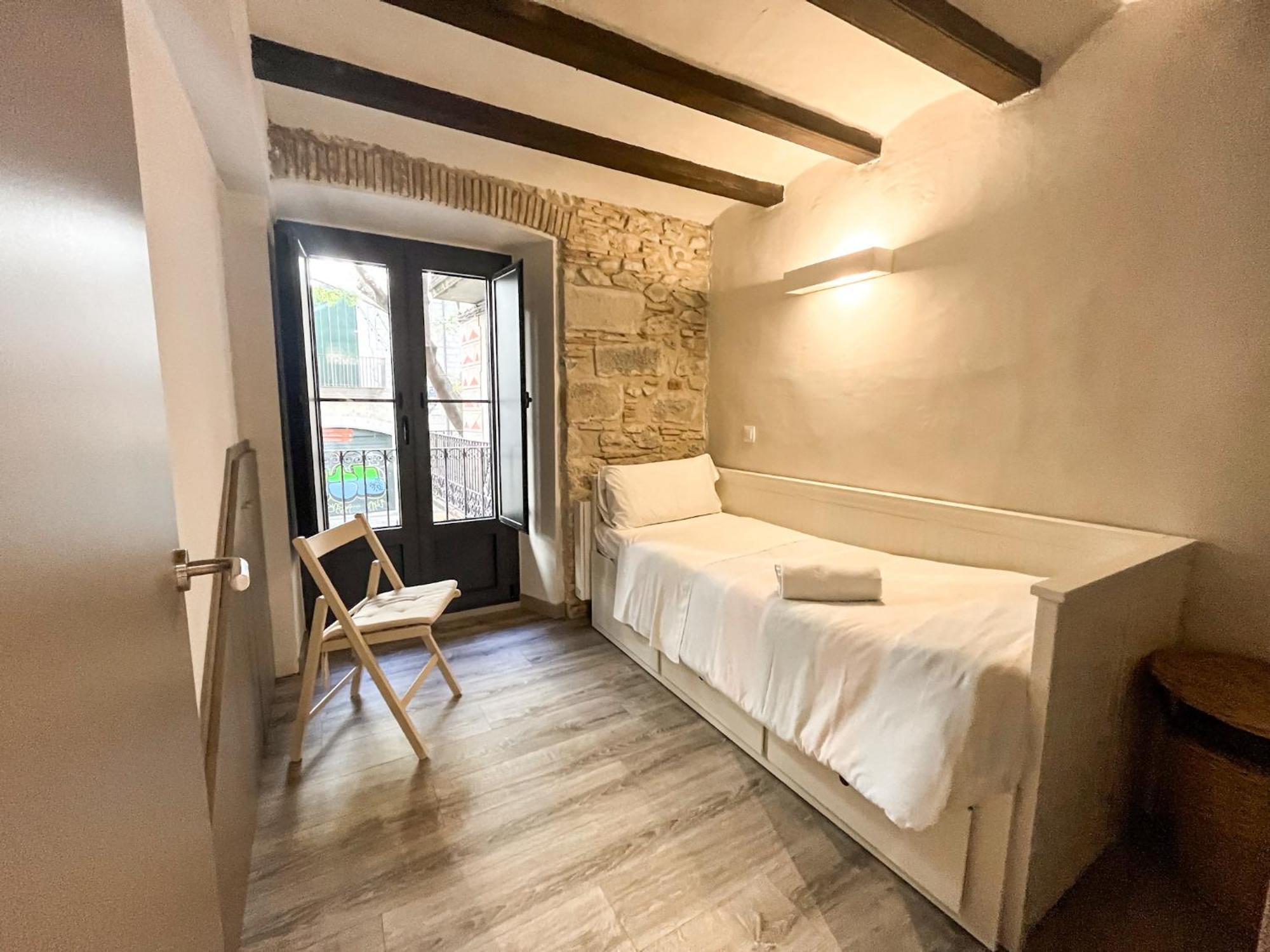 Old Town Duplex With Character Apartment Girona Bagian luar foto